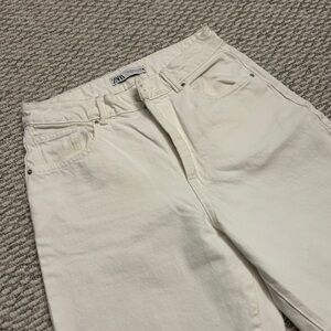 ZARA WHITE DENIM JEANS